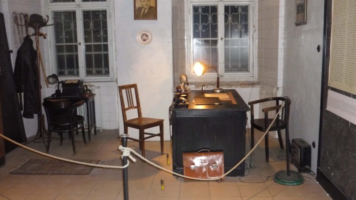 bureau-musee-du-communisme-a-prague