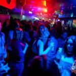 nuts-pub-crawl-026-1024x682