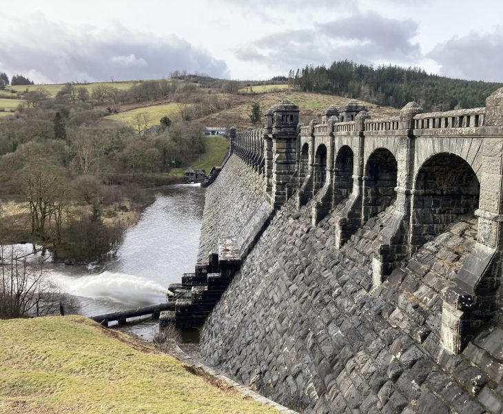 visiter-lake-vyrnwy-pays-de-galles-barrage